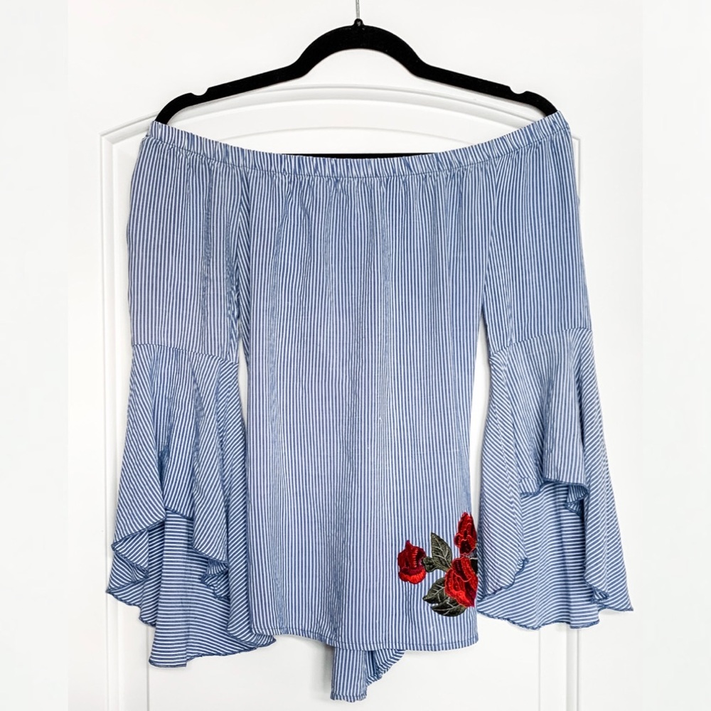 Off the shoulder Blue Striped Top